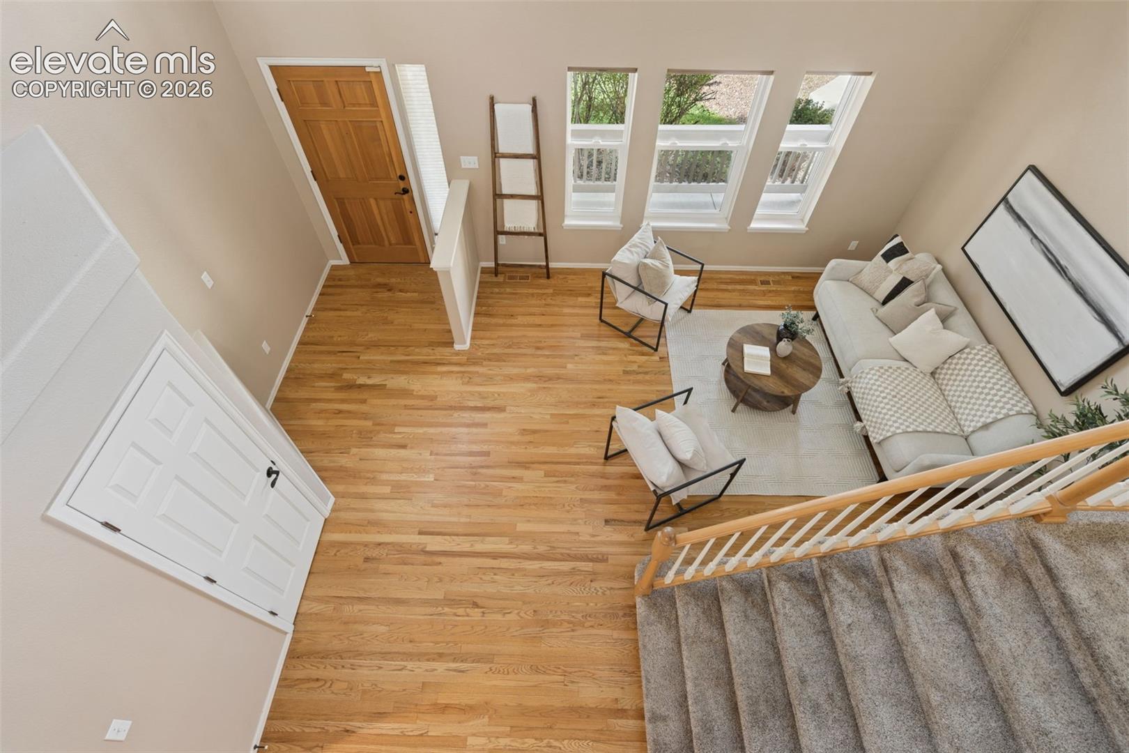 Listing photo 6 for 1272 Dream Lake Court