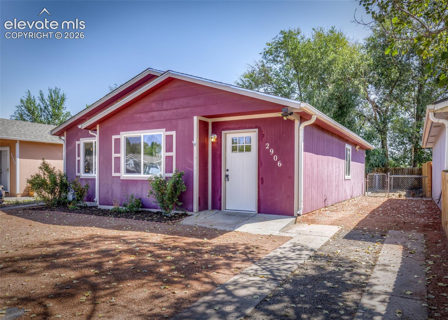 2906 Winnipeg Street — listing photo