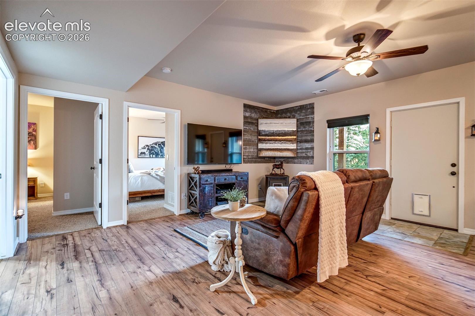 Listing photo 31 for 119 Remwood Circle
