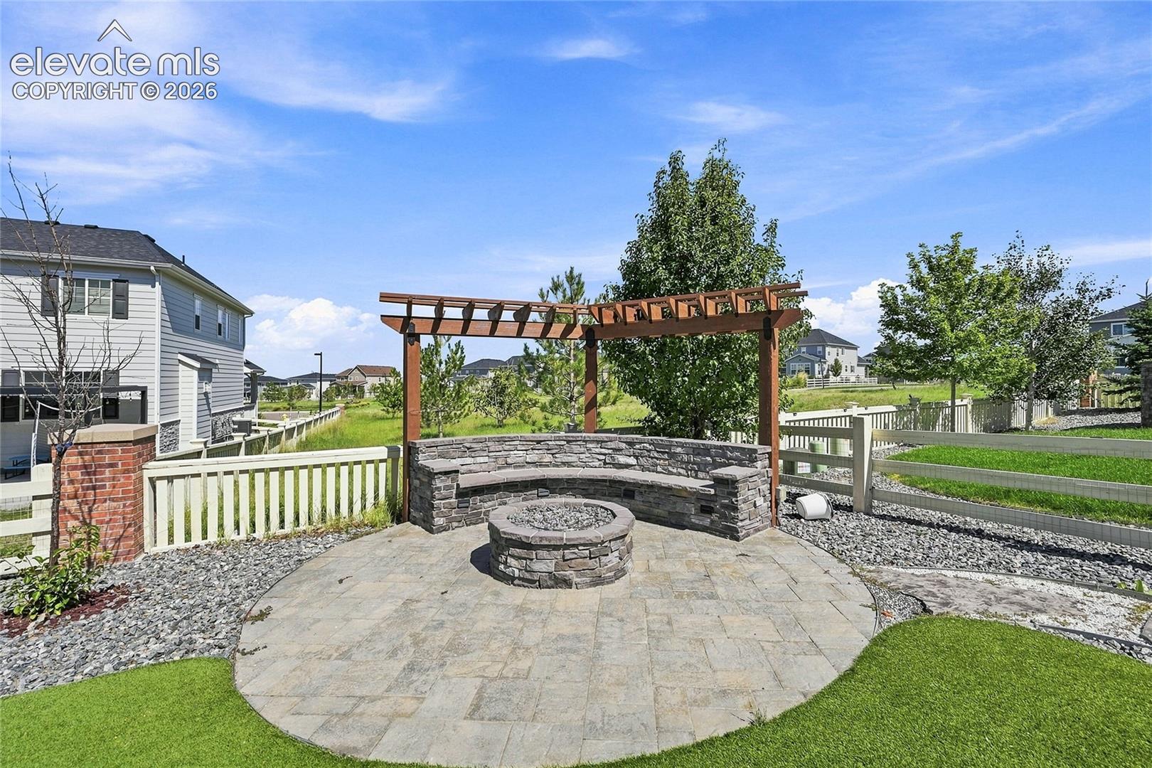 Listing photo 45 for 27645 E Geddes Place