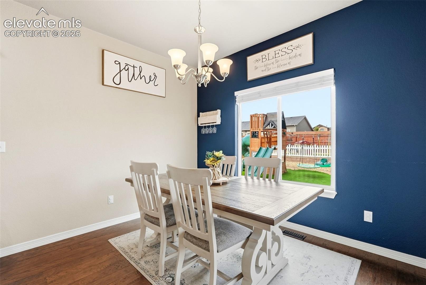 Listing photo 20 for 10567 Mount Evans Drive