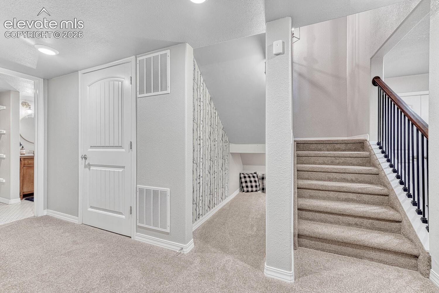 Listing photo 21 for 9190 Kathi Creek Drive