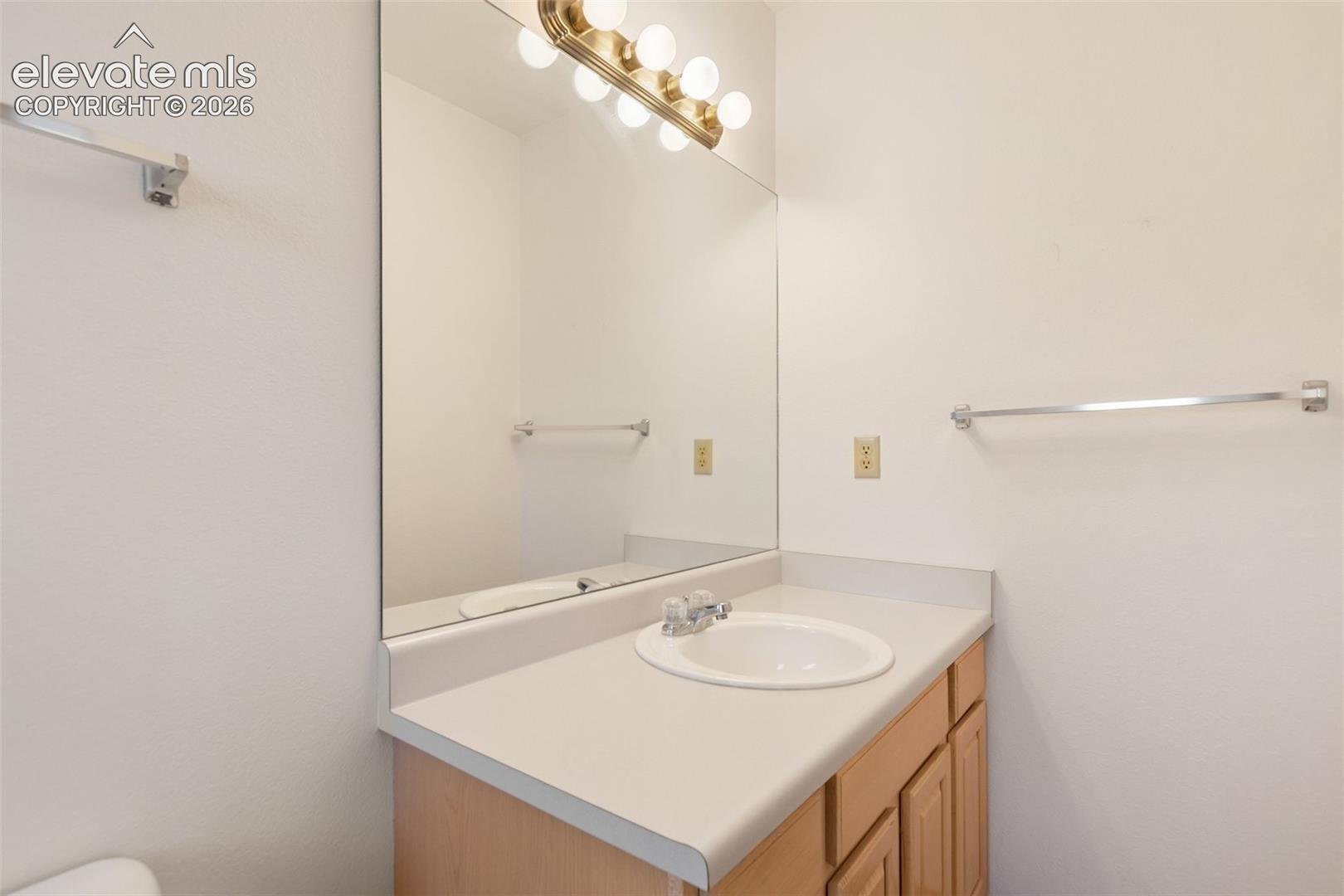 Listing photo 24 for 625 Sun Valley Drive