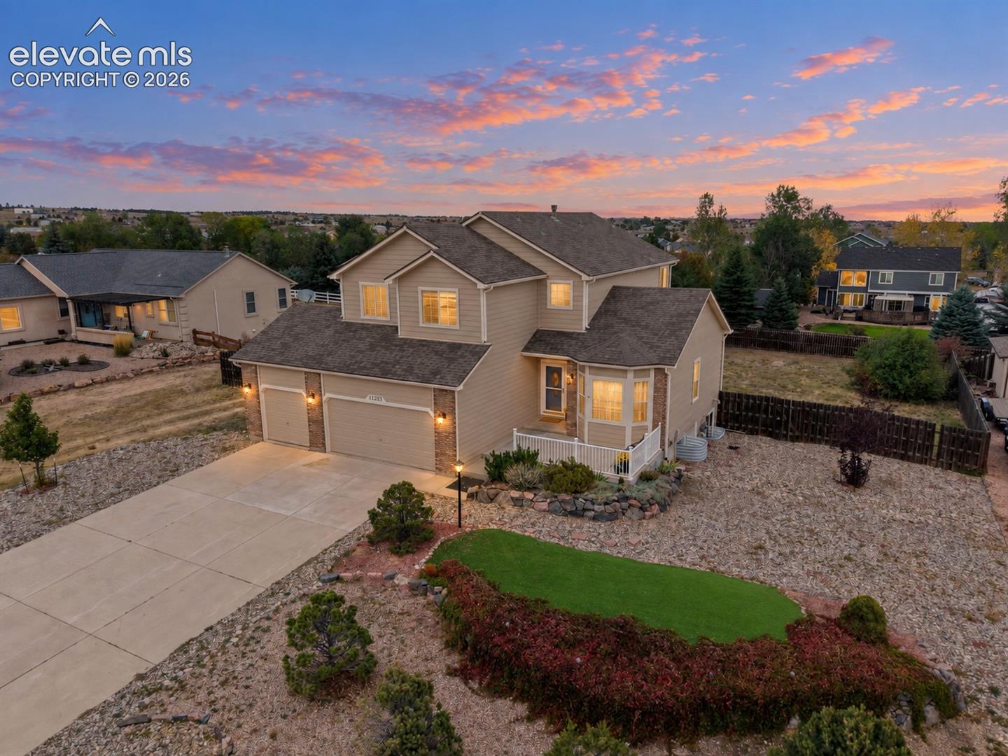 Listing photo 2 for 11213 Palmers Green Drive