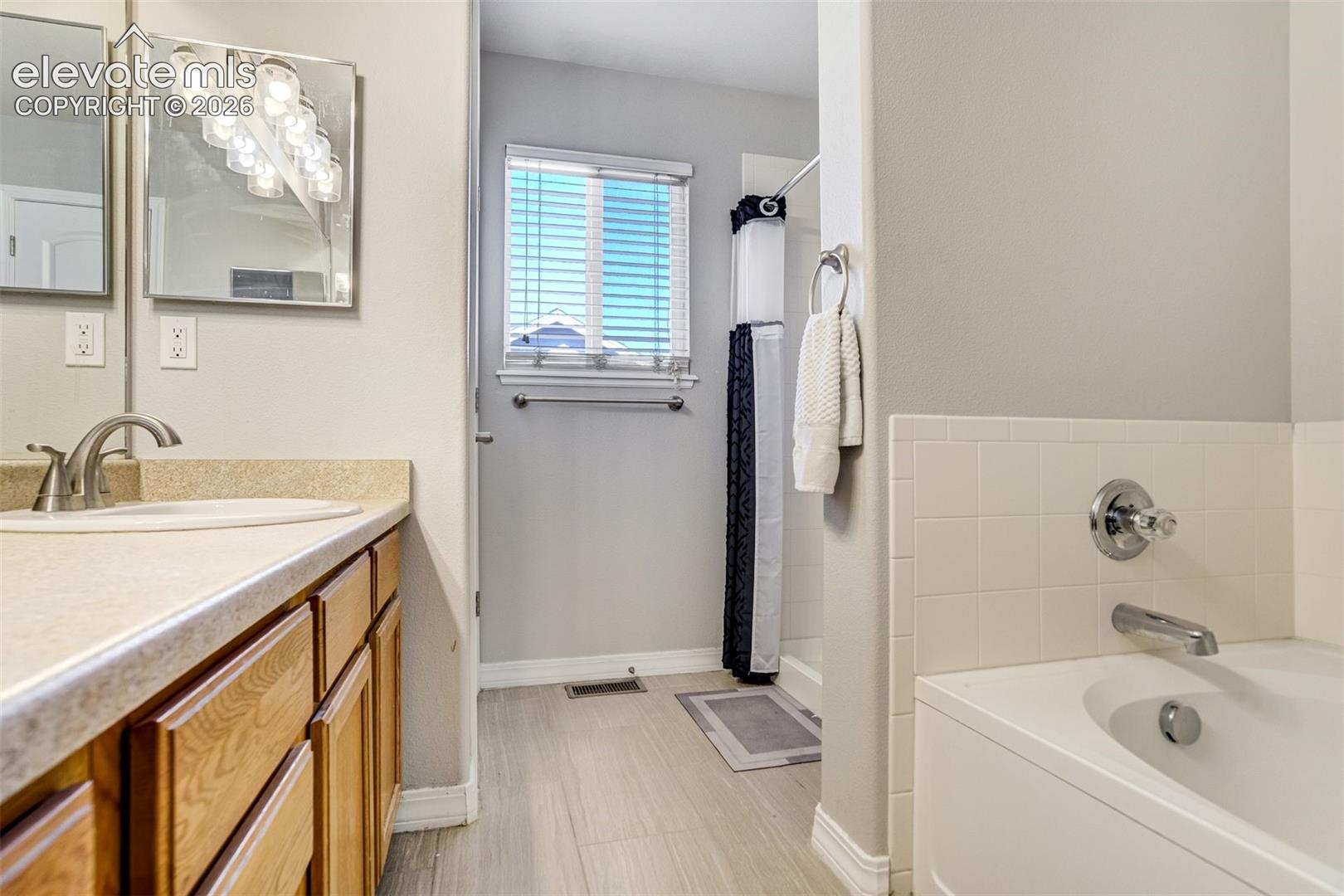 Listing photo 29 for 7335 Willowdale Drive
