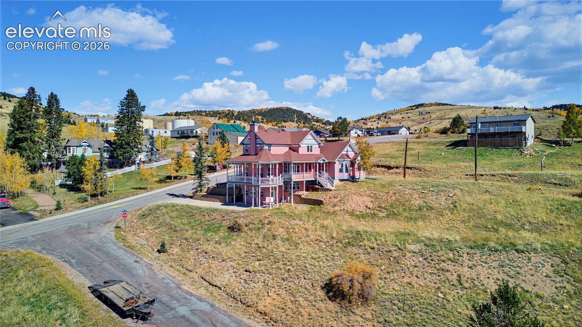Listing photo 6 for 222 E Placer Street
