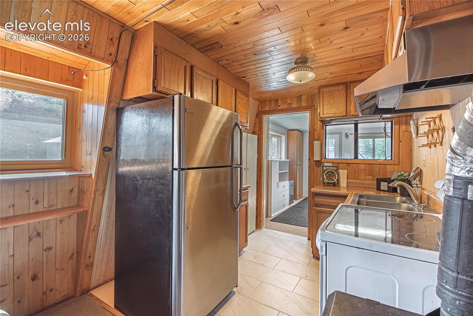 76 Pine Drive, photo 10