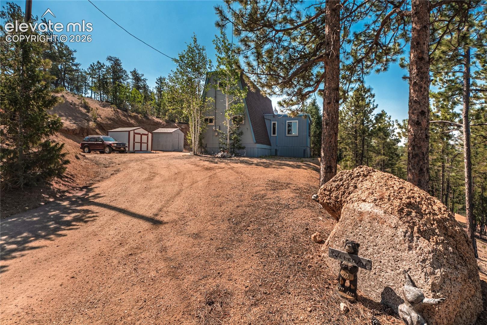 76 Pine Drive, photo 3