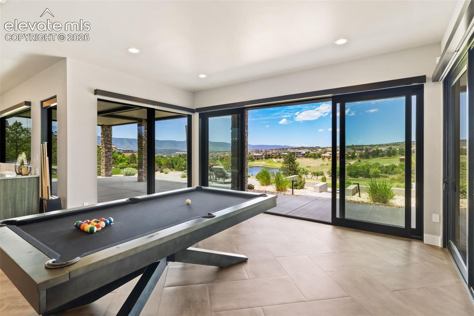 Listing photo 30 for 1484 Vine Cliff Heights