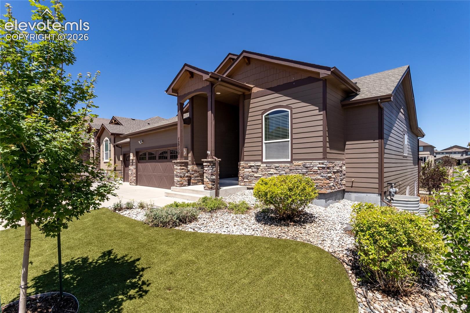 Listing photo 2 for 12752 Mt Oxford Place