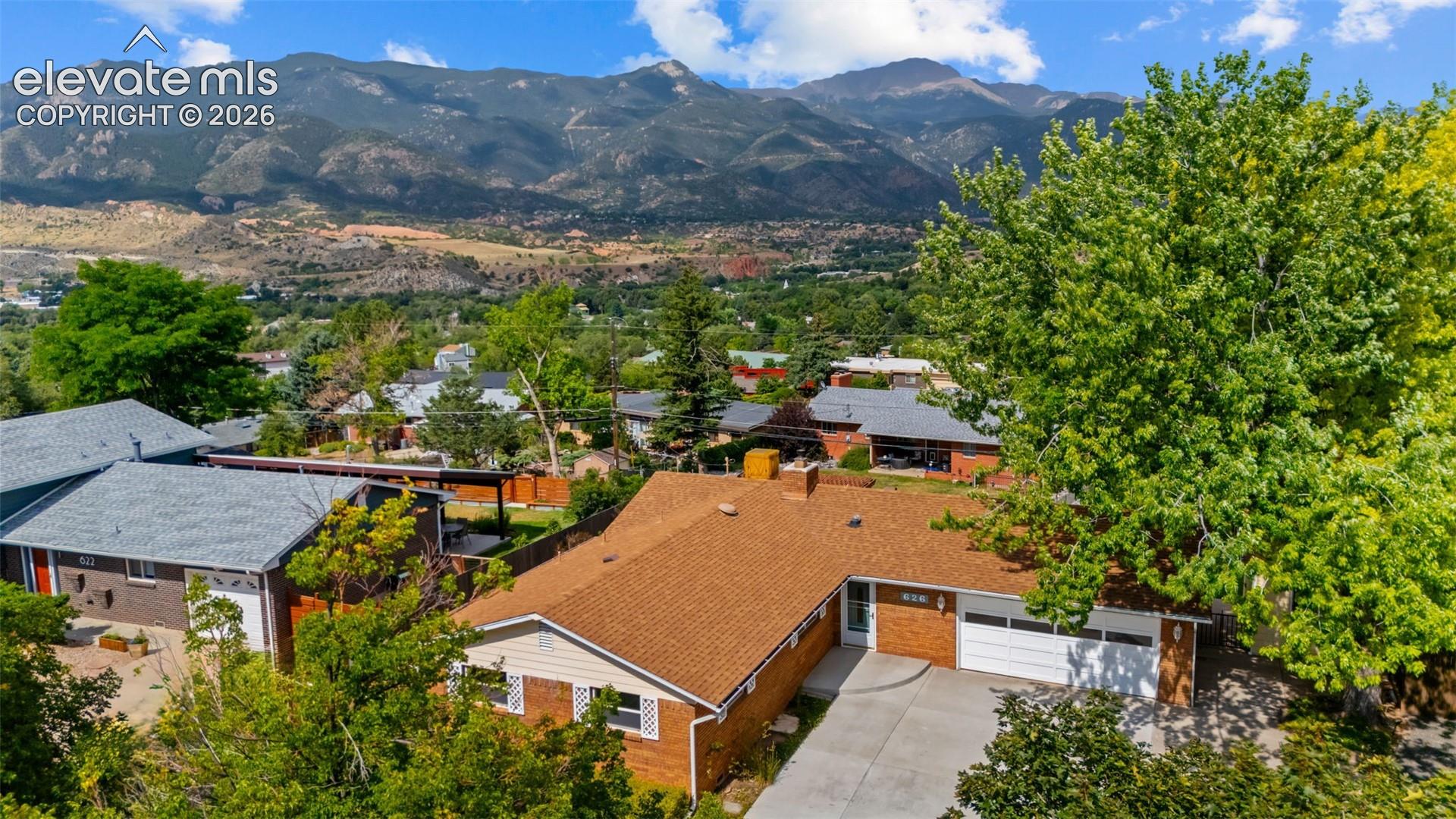 626 Pioneer Lane