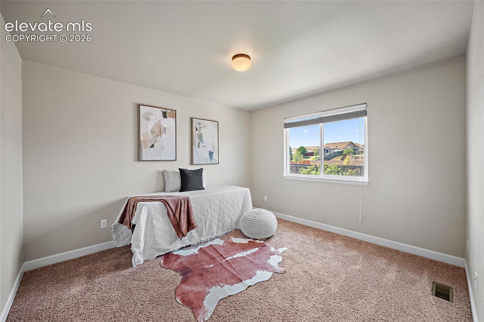 Listing photo 25 for 7246 Dutch Loop