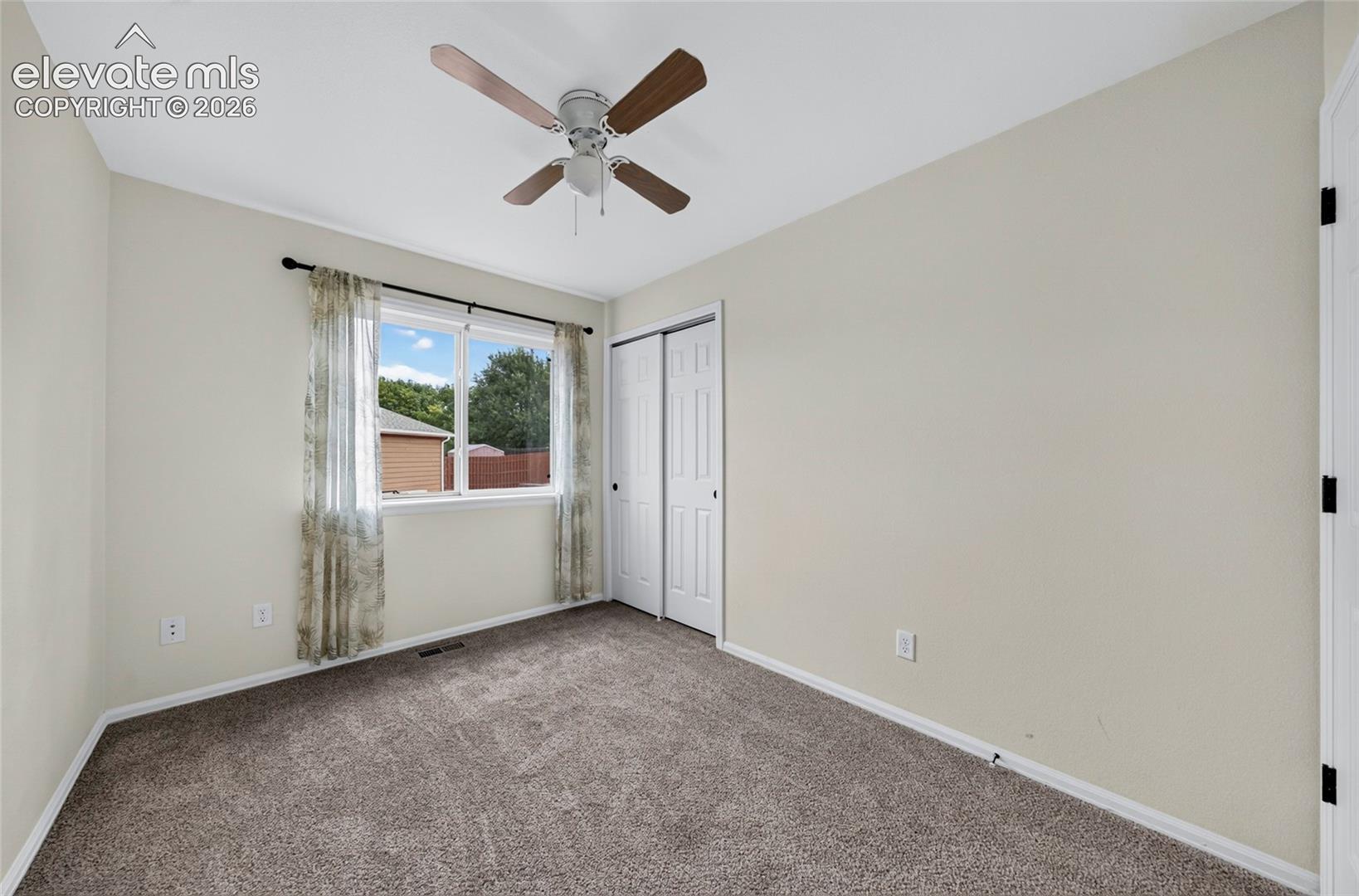 Listing photo 13 for 203 Red Finch Lane