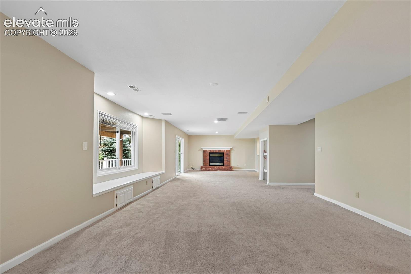 Listing photo 35 for 5365 Broadmoor Bluffs Drive