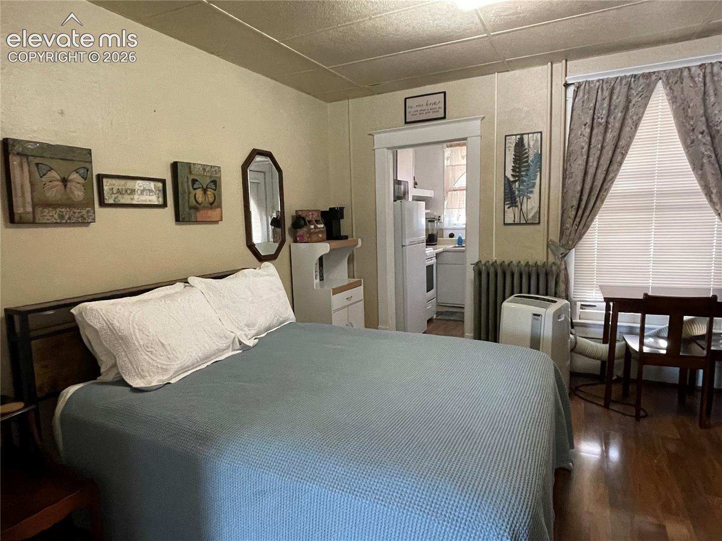 Listing photo 20 for 204 W 15th Street