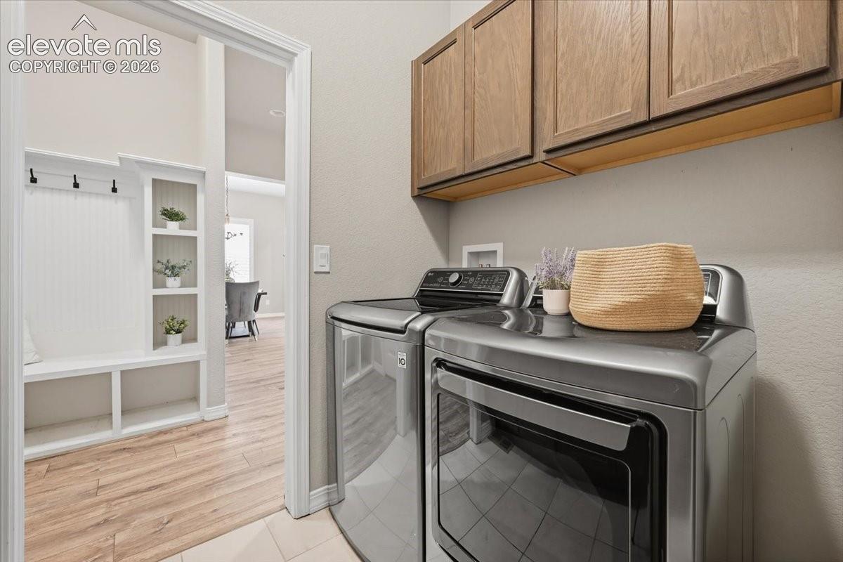 Listing photo 26 for 10398 Sharon Springs Drive