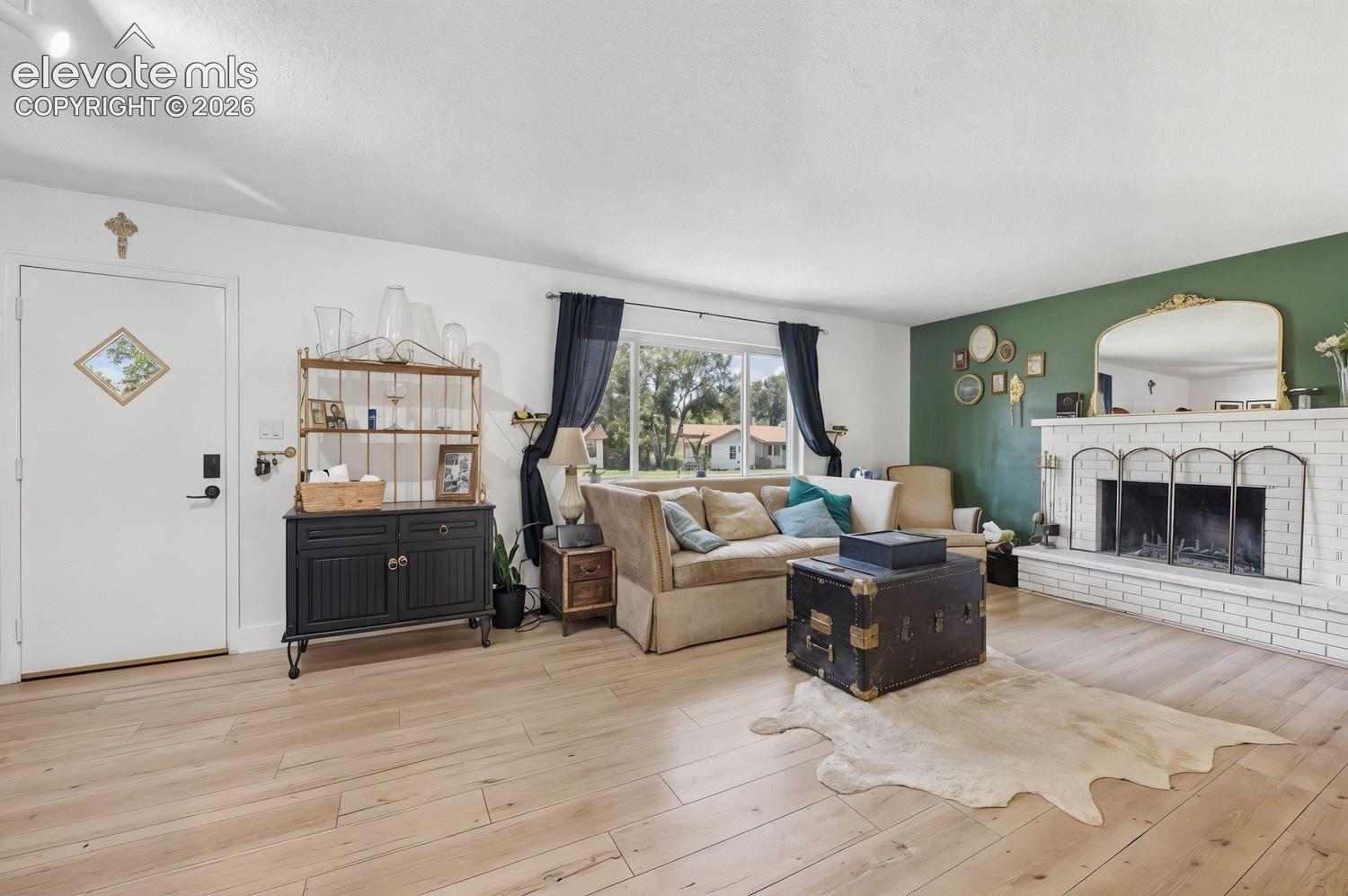 Listing photo 9 for 2761 N Prospect Street