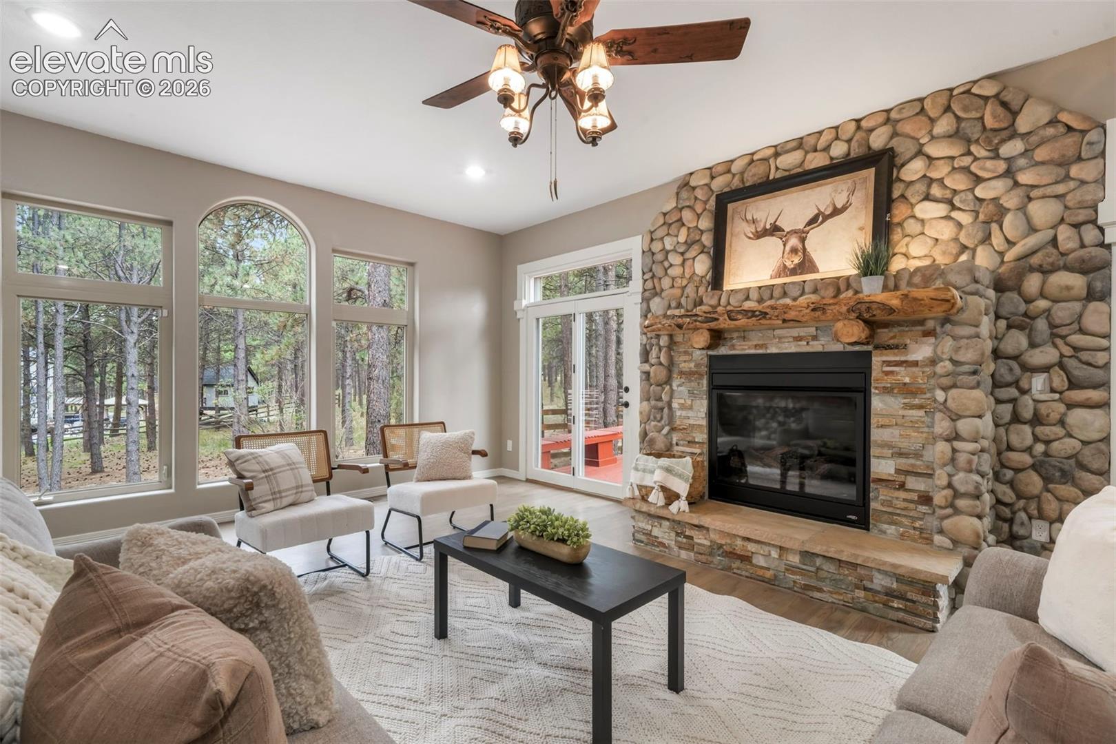 Listing photo 14 for 720 Trumpeters Court