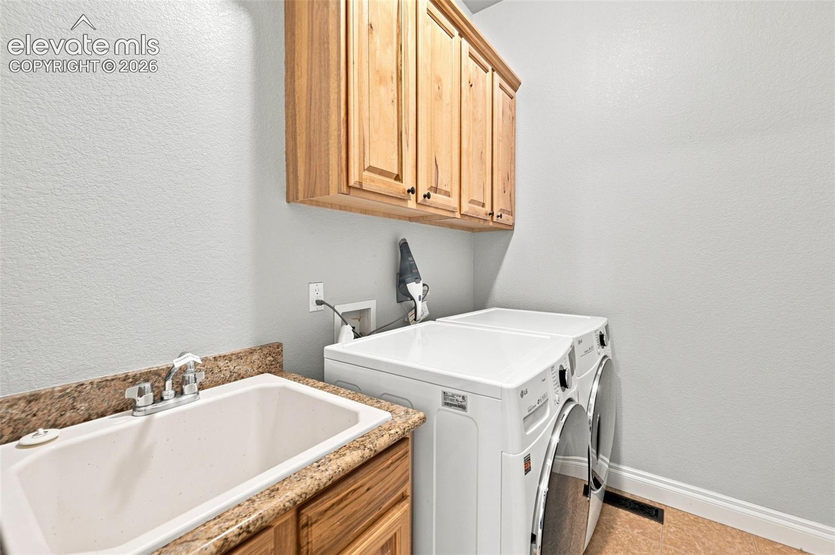 Listing photo 42 for 17796 Mining Way
