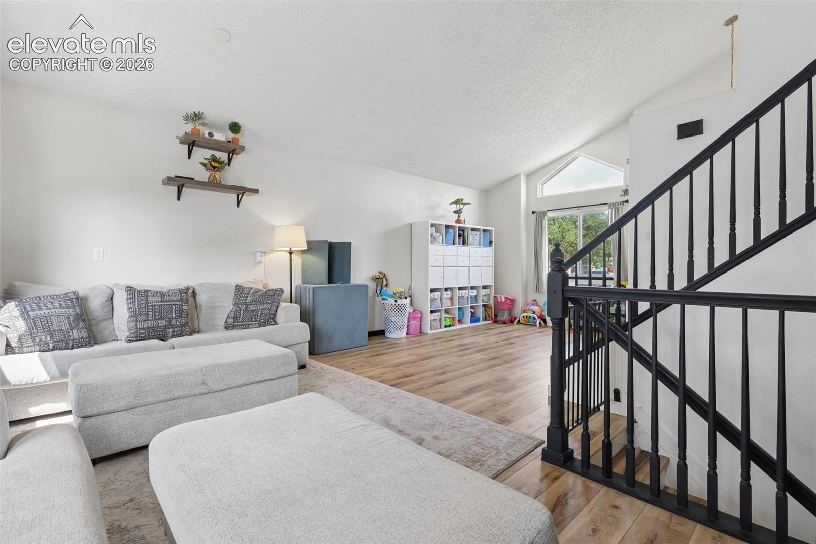 Listing photo 8 for 601 Rye Ridge Road
