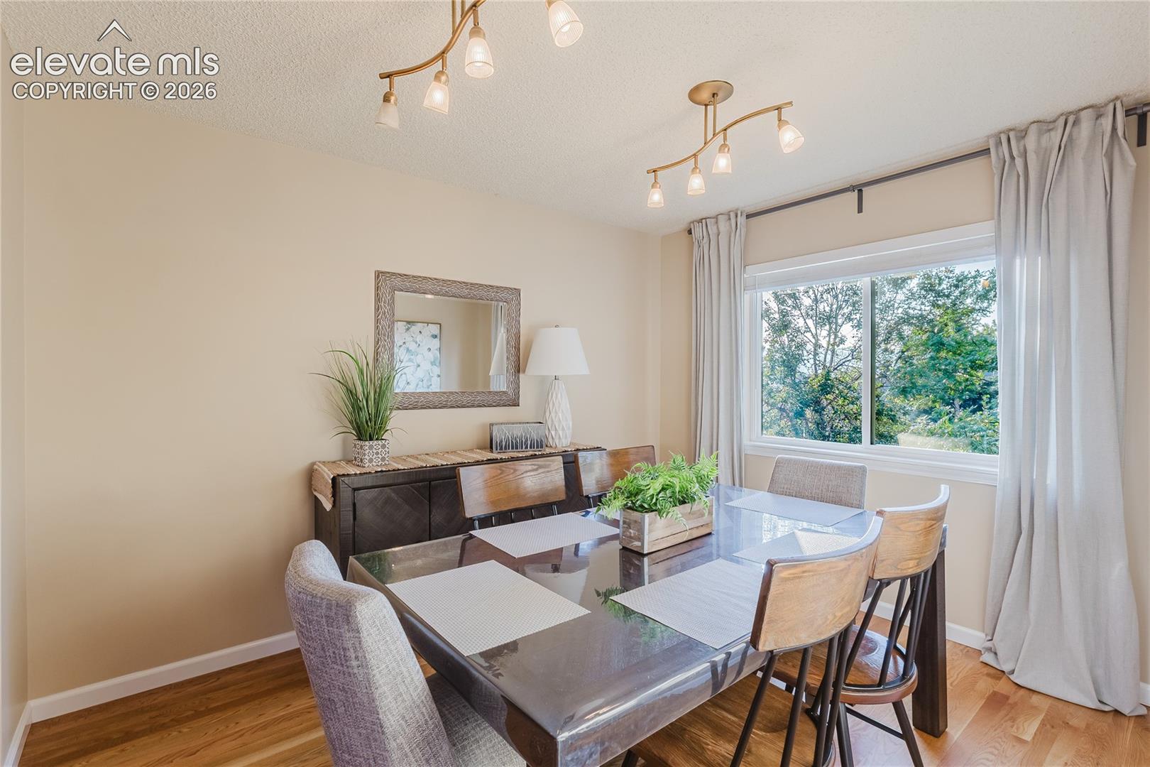 8720 Anglewood Court, photo 12