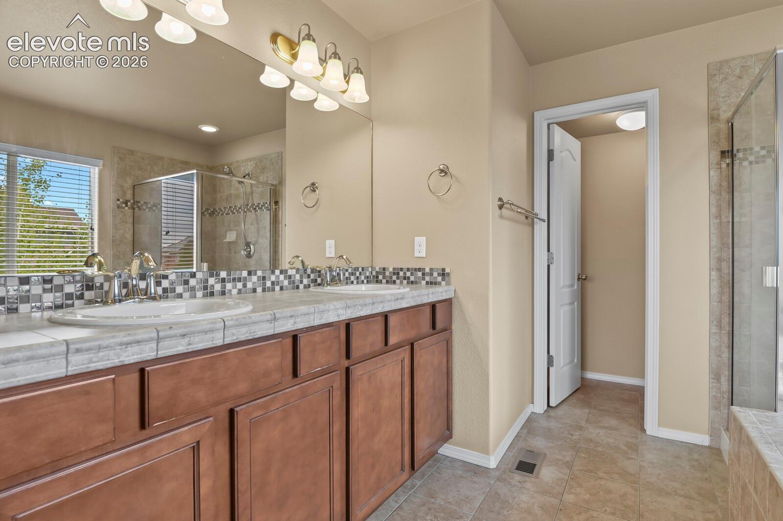 Listing photo 26 for 7914 Antelope Meadows Circle