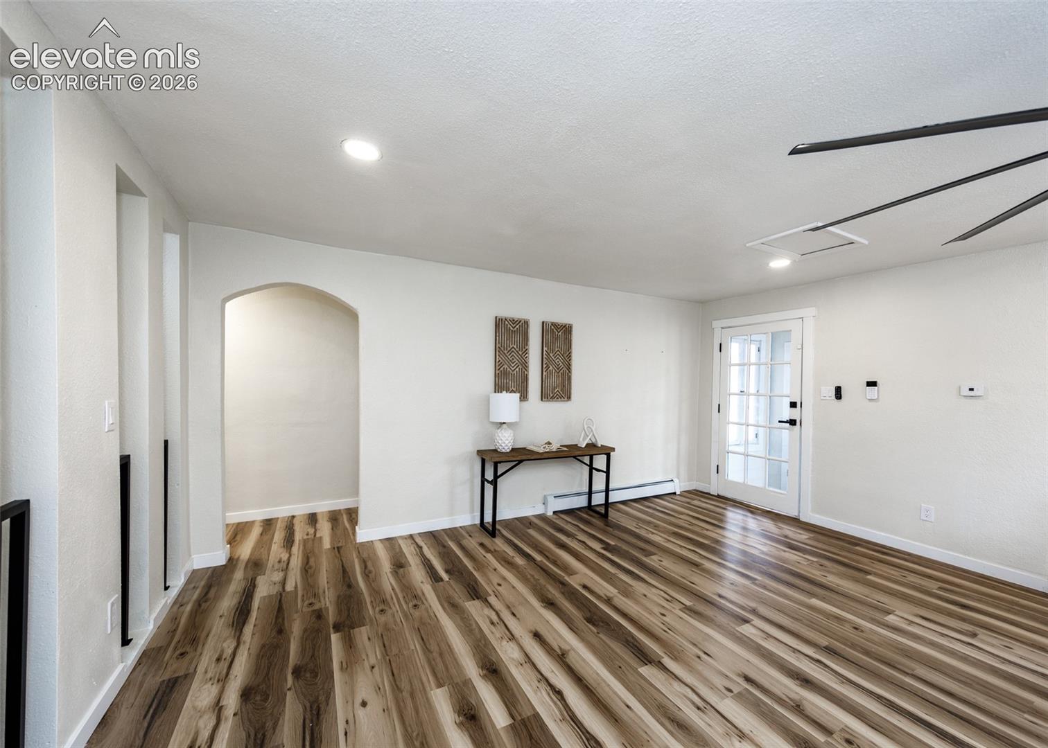 Listing photo 9 for 1306 W Abriendo Avenue