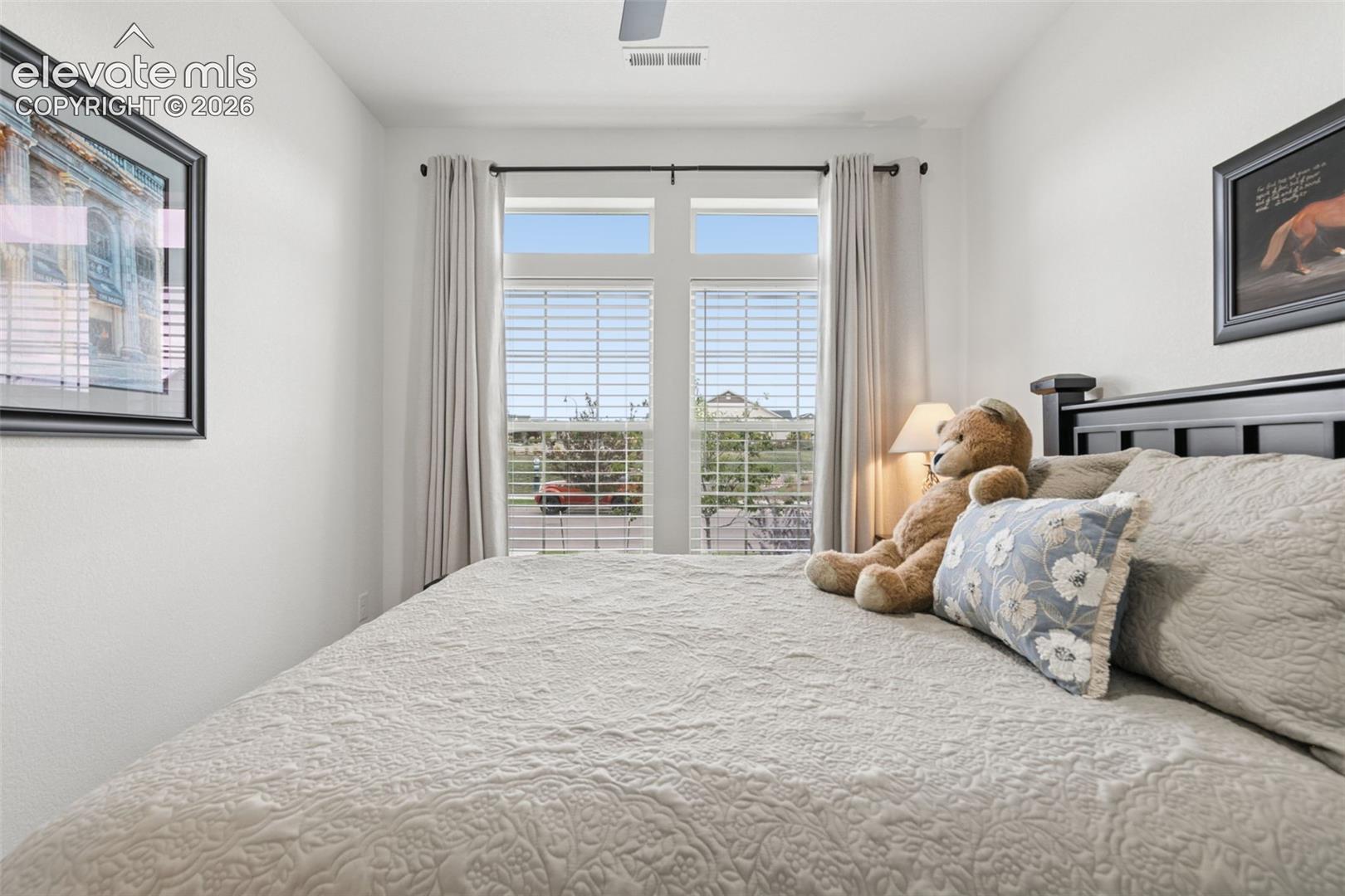 Listing photo 8 for 8948 Braemore Heights