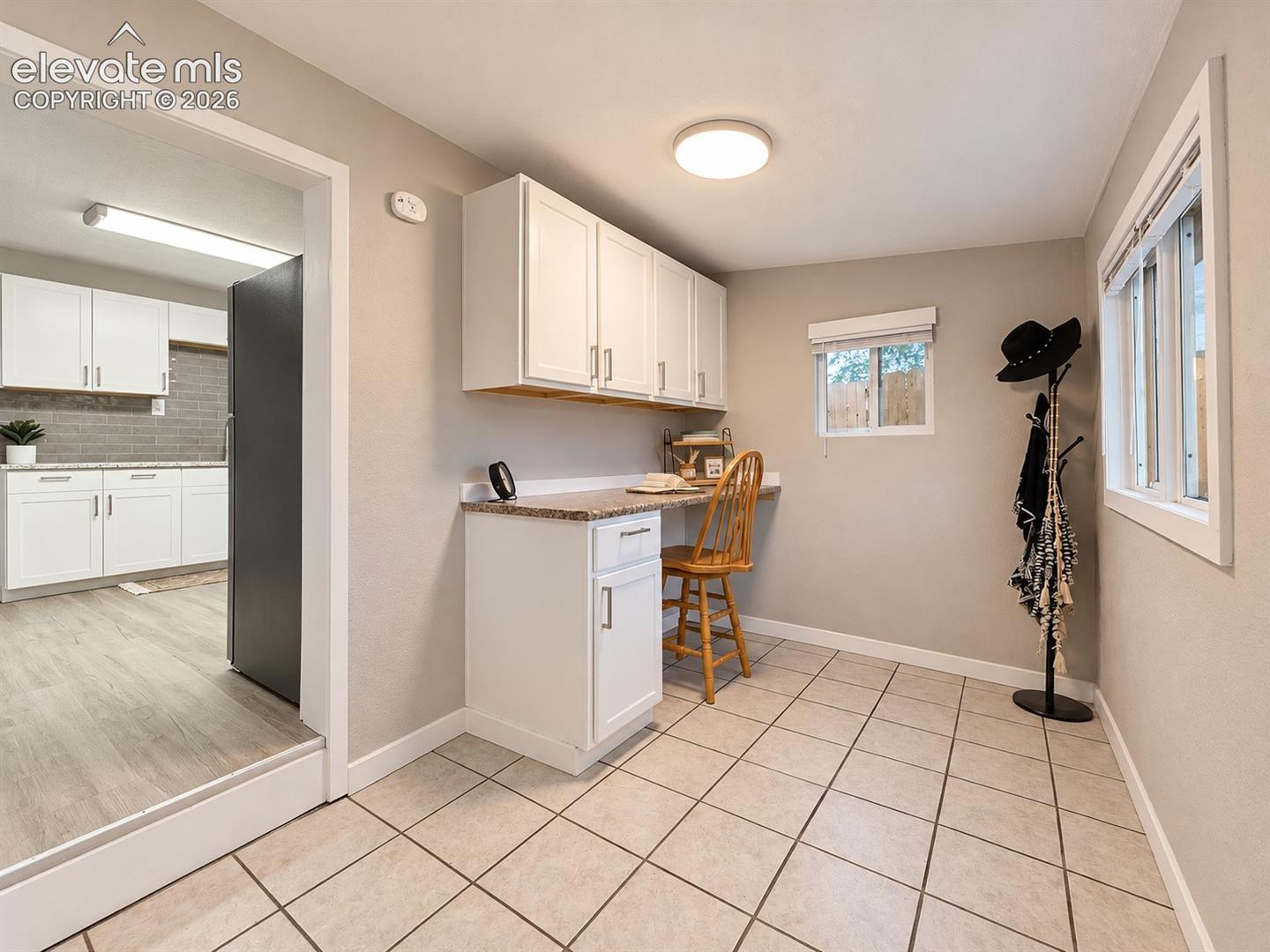 Listing photo 25 for 316 E 2nd Street