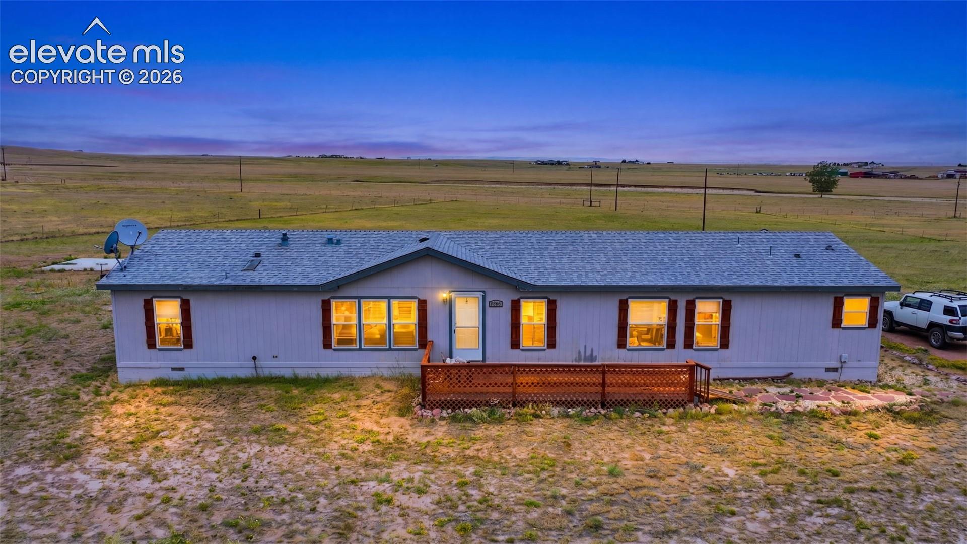 Listing photo 2 for 1005 Engleby Drive