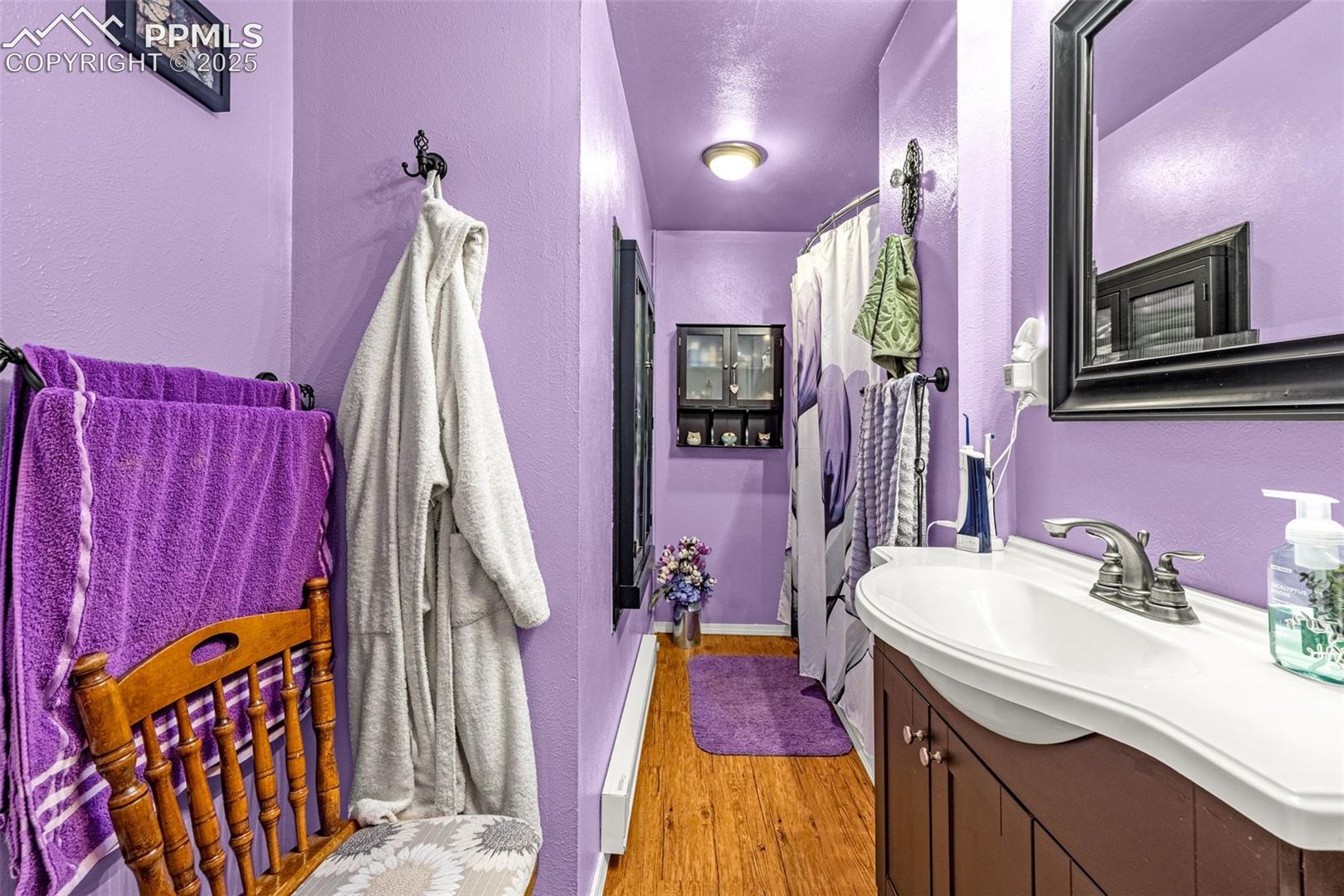 Listing photo 20 for 137 W Eaton Avenue