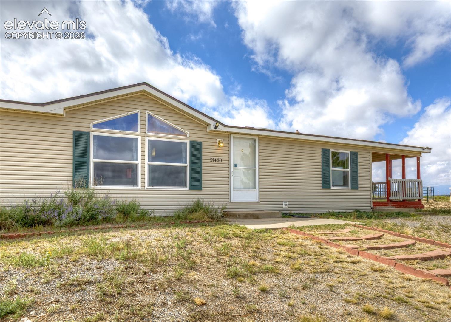 Listing photo 4 for 21430 La Piedra Point
