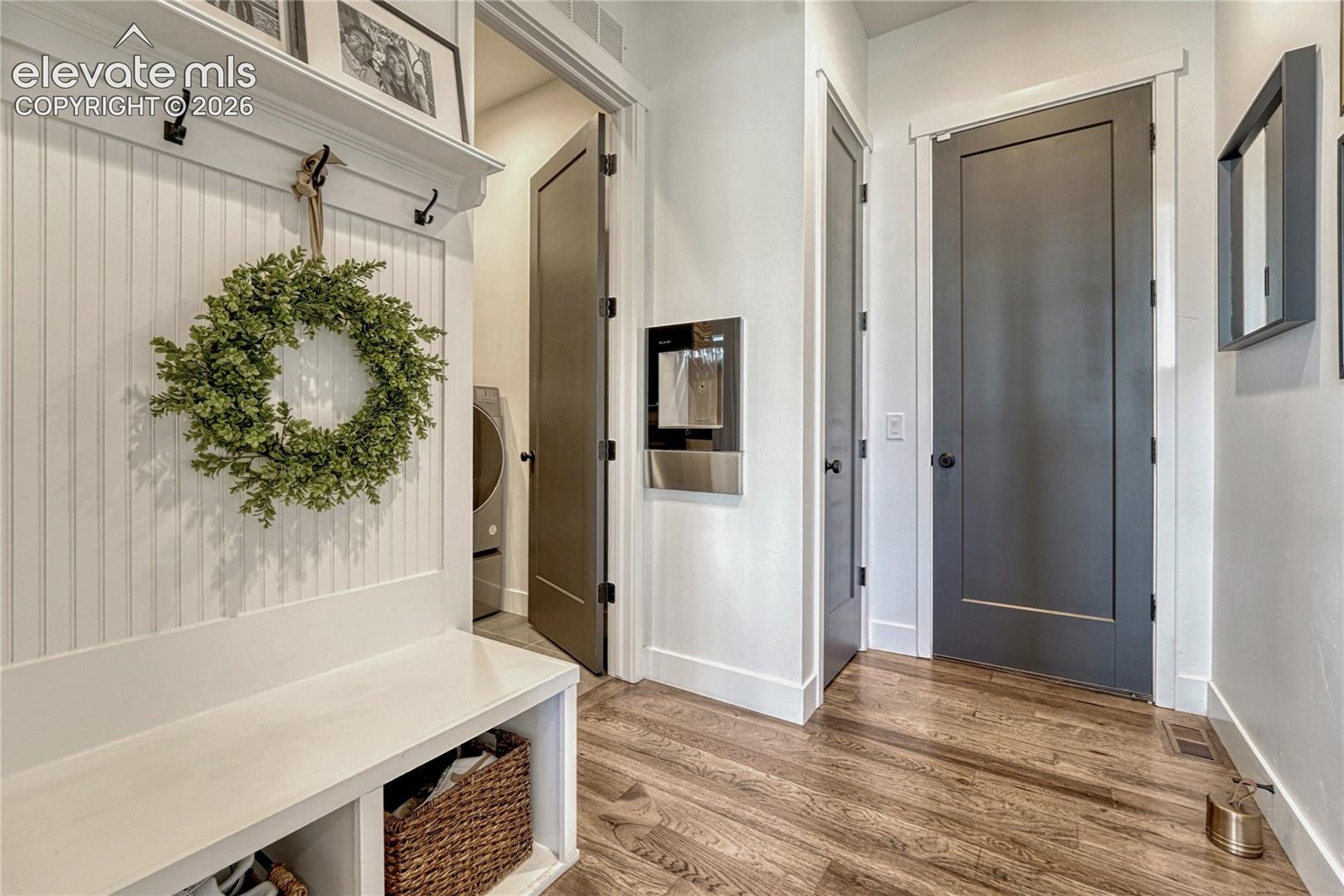 Listing photo 34 for 12366 Mionetto Court