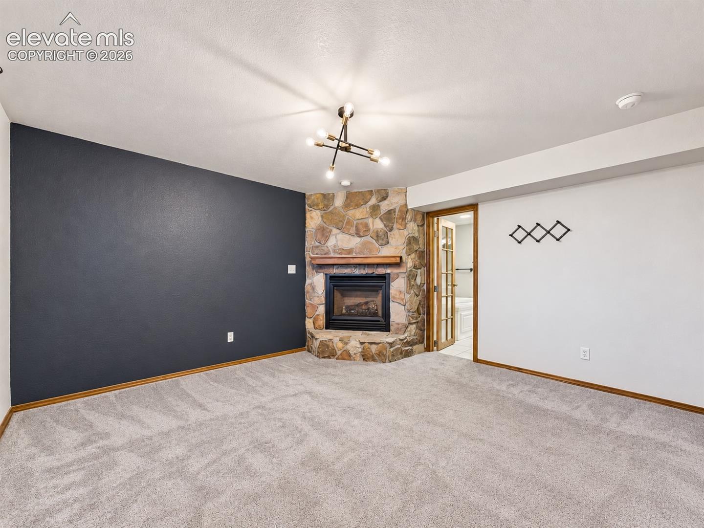 Listing photo 31 for 8252 Brigantine Drive