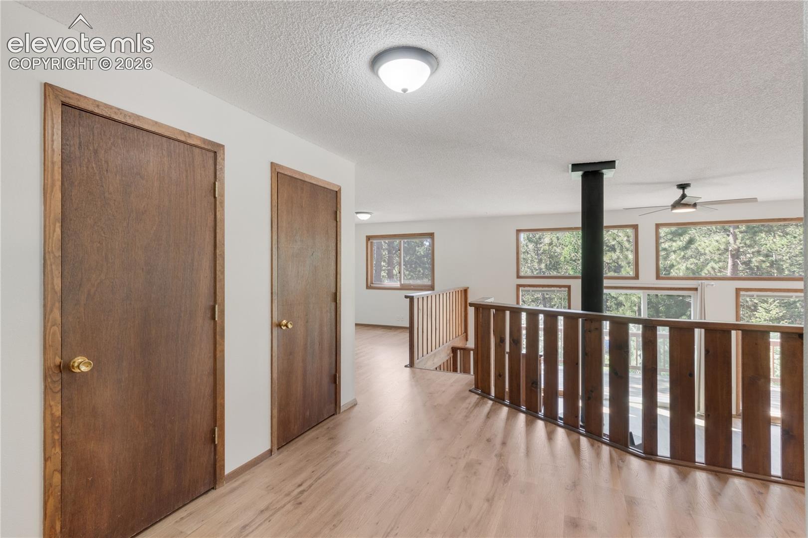 Listing photo 11 for 1257 W Midland Avenue