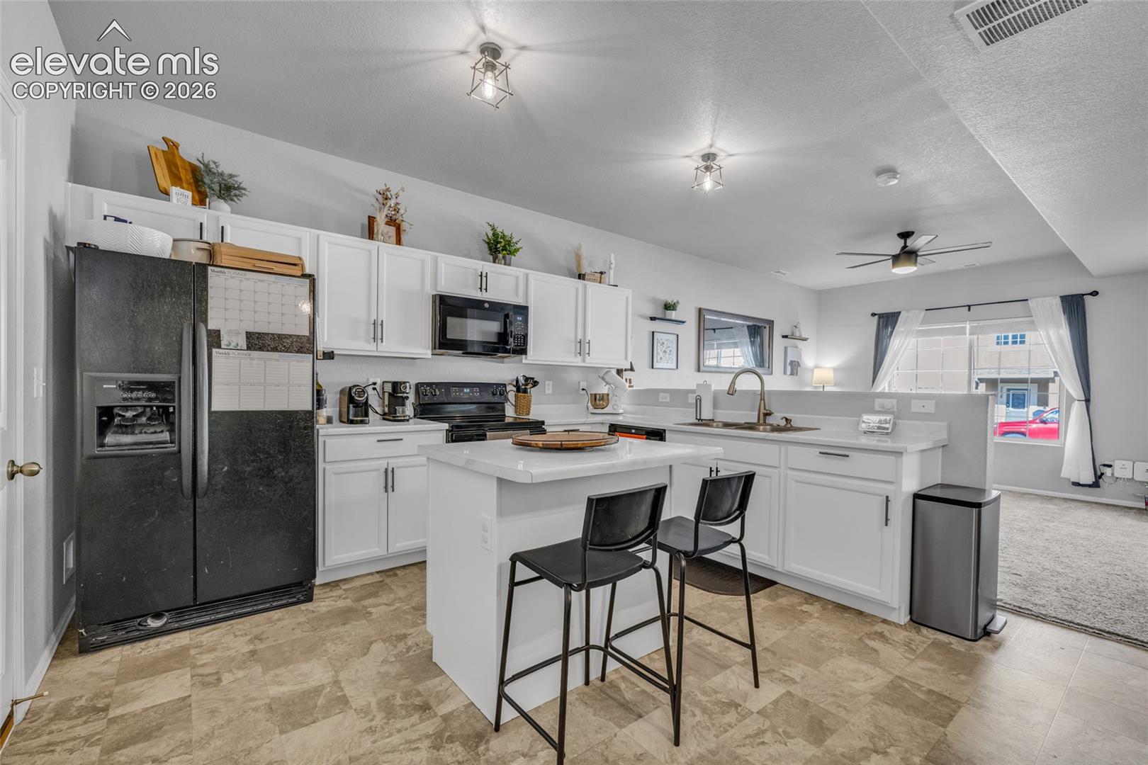 7649 Grand Fir Point, photo 8