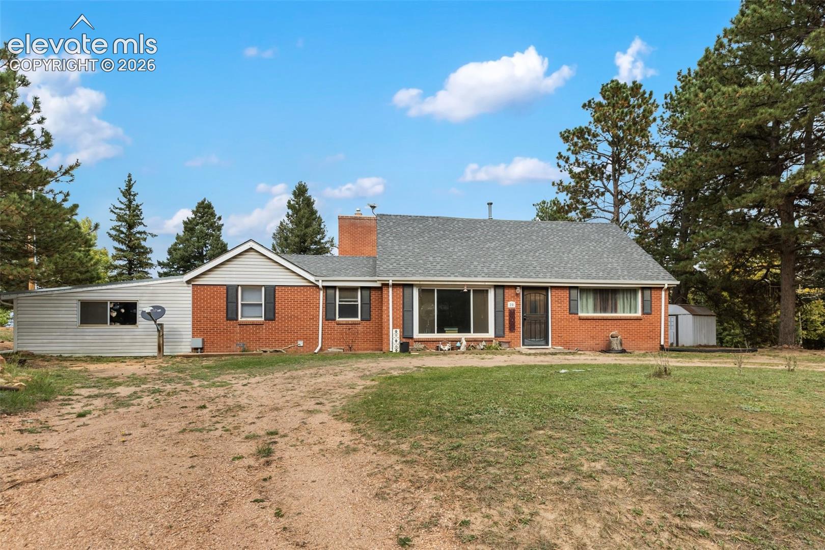 20 Westwood Drive, photo 1