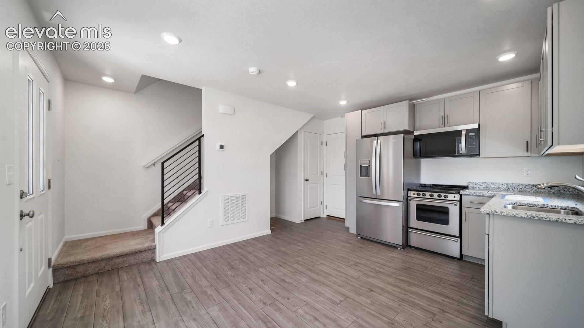 Listing photo 9 for 9587 Clarkville Trail