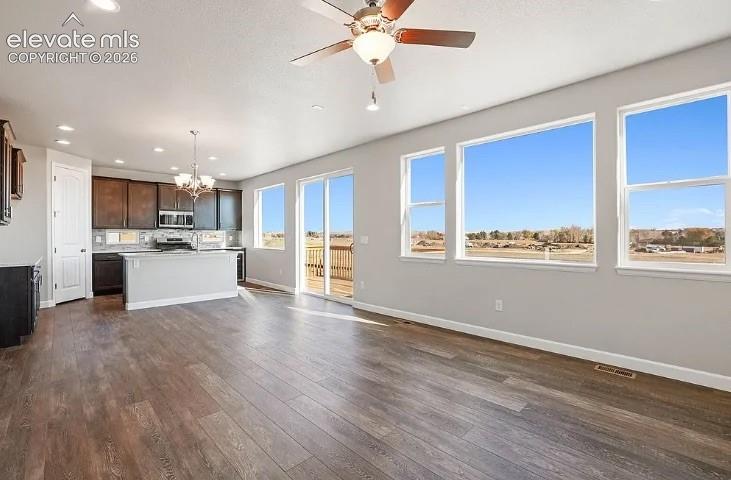 Listing photo 10 for 7201 Alpine Daisy Drive