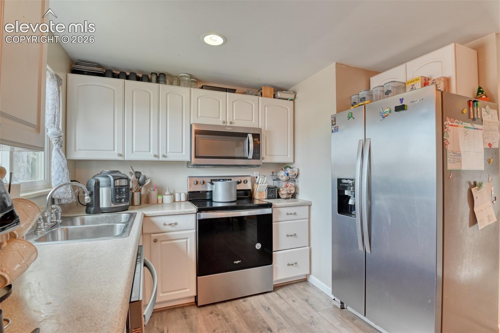 Listing photo 12 for 1530 Leigh Lane
