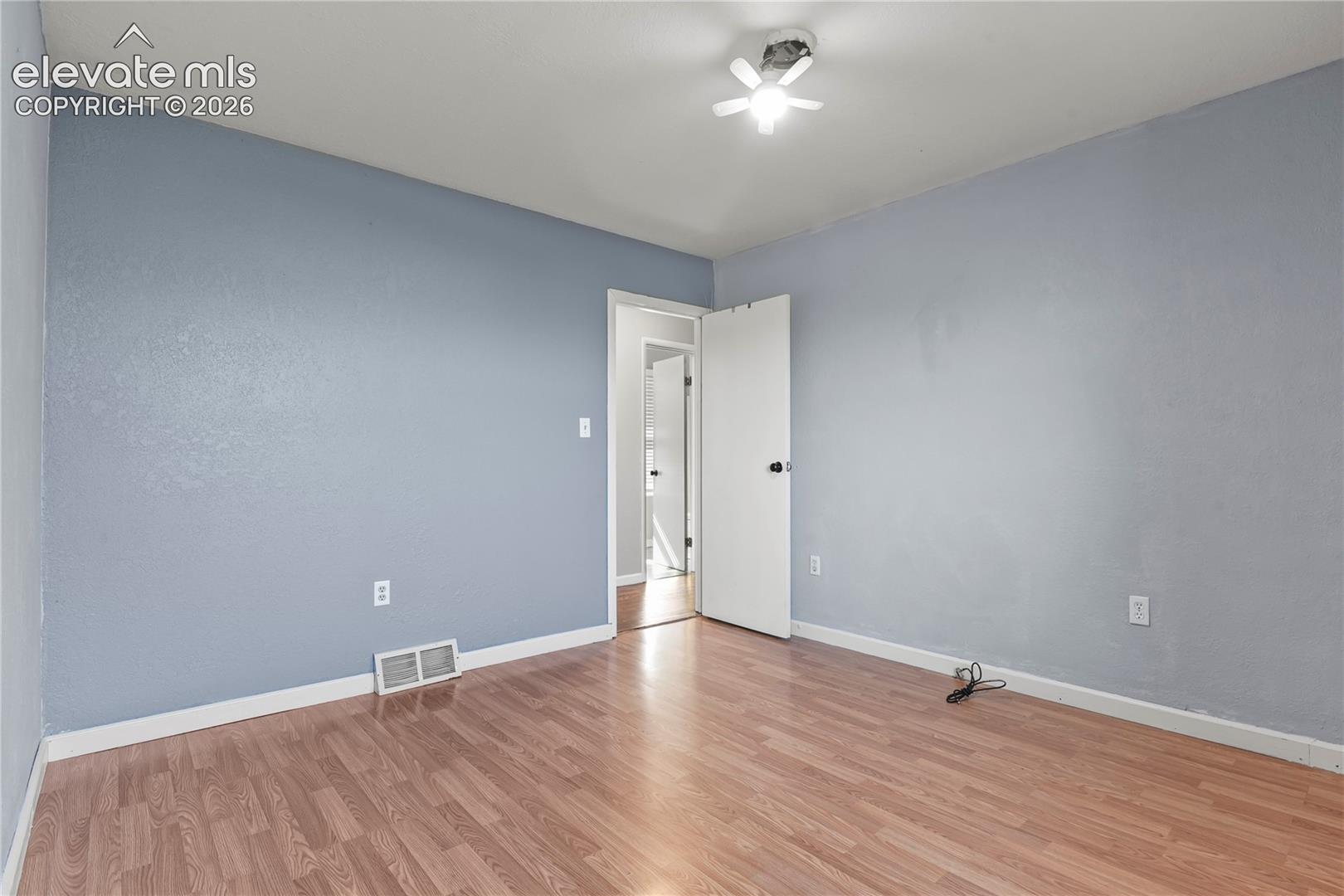 Listing photo 22 for 13550 Whistling Hills Lane