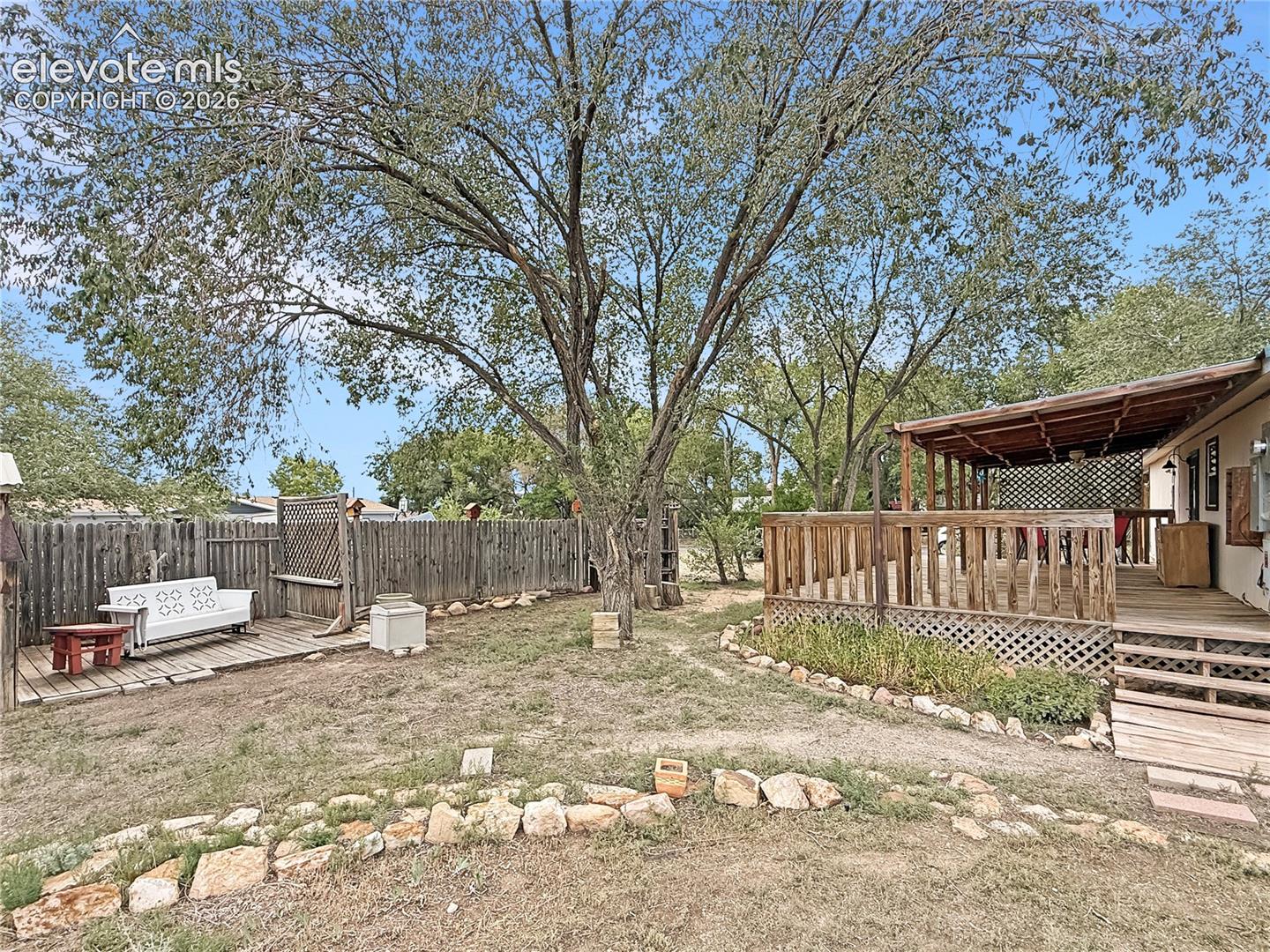 Listing photo 27 for 2620 Lowell Avenue