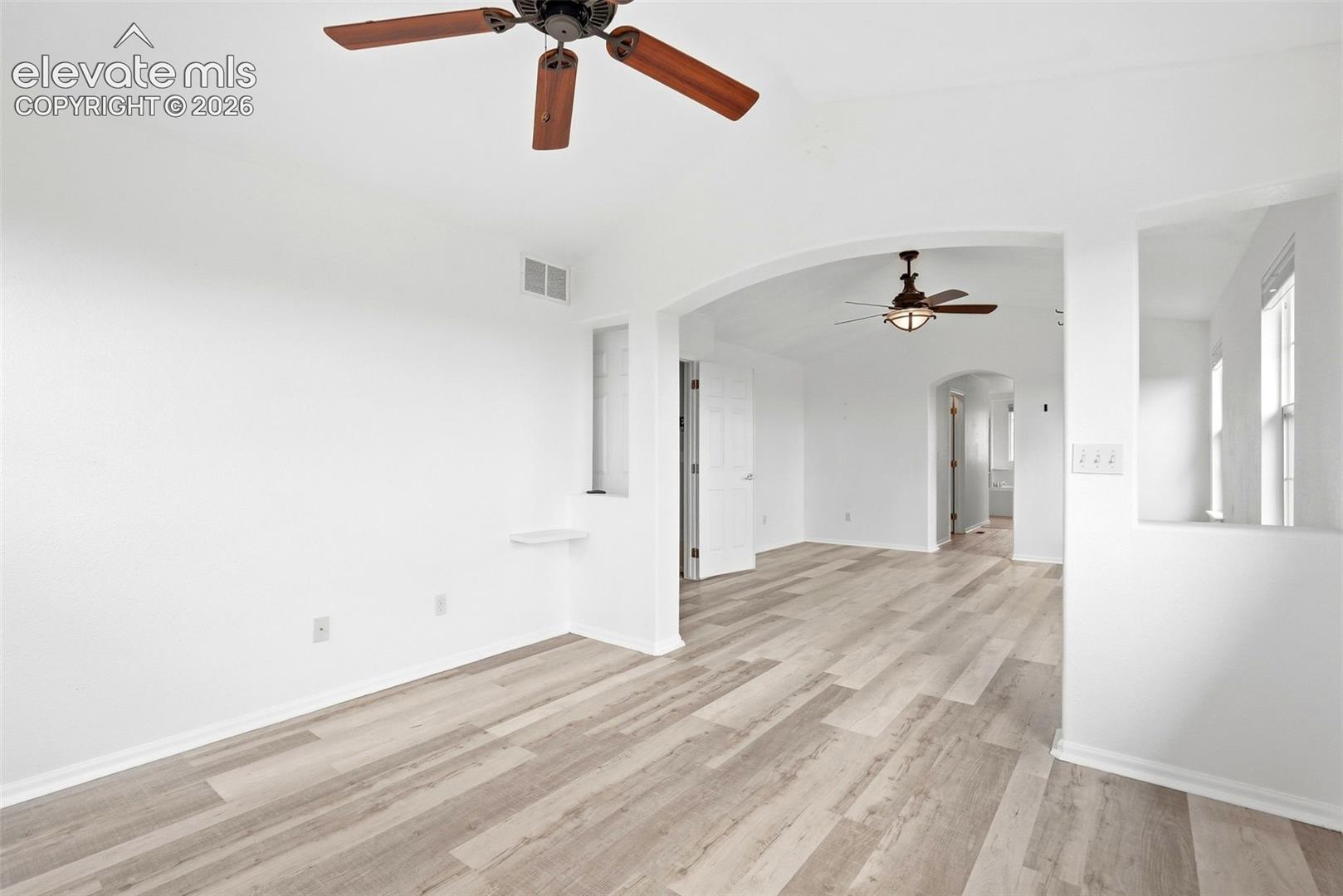 Listing photo 32 for 8931 Oakmont Road