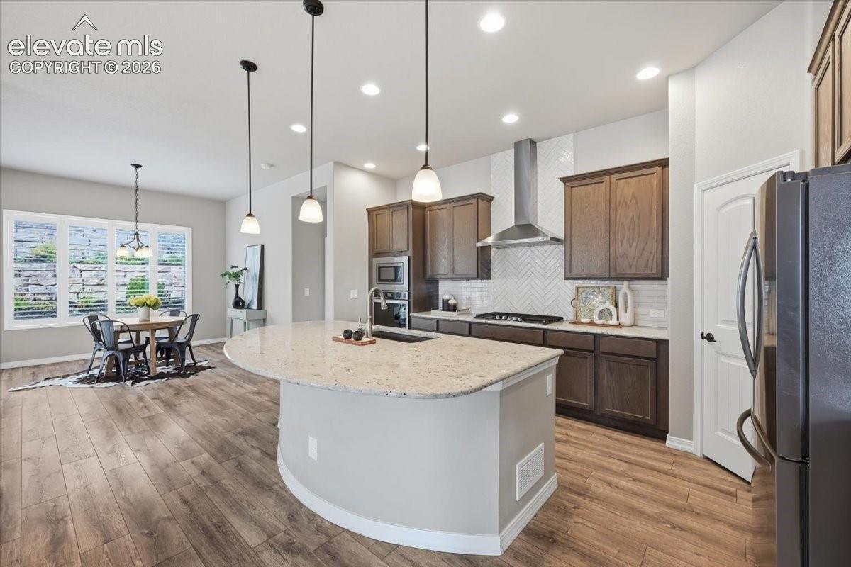 Listing photo 8 for 10398 Sharon Springs Drive