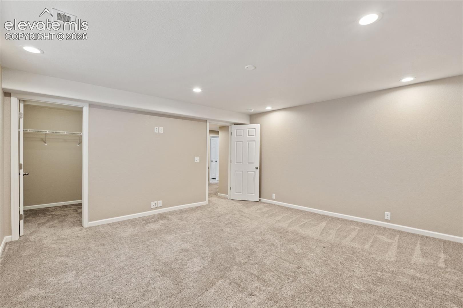 Listing photo 30 for 3595 Shady Rock Drive