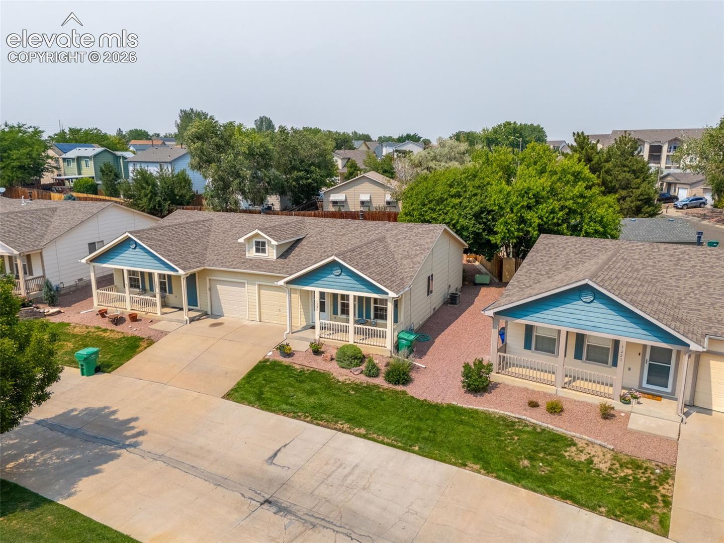 Listing photo 3 for 1225 Silver Hawk Court