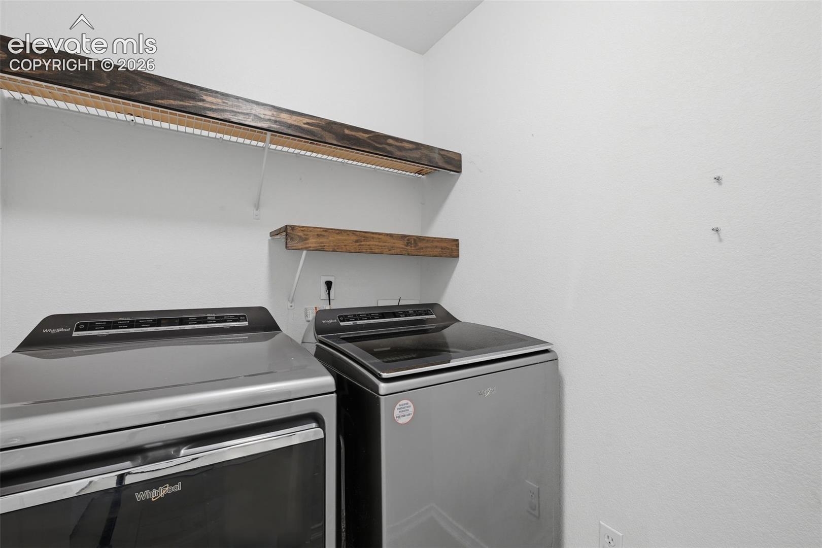 Listing photo 23 for 8929 Celebrity Court