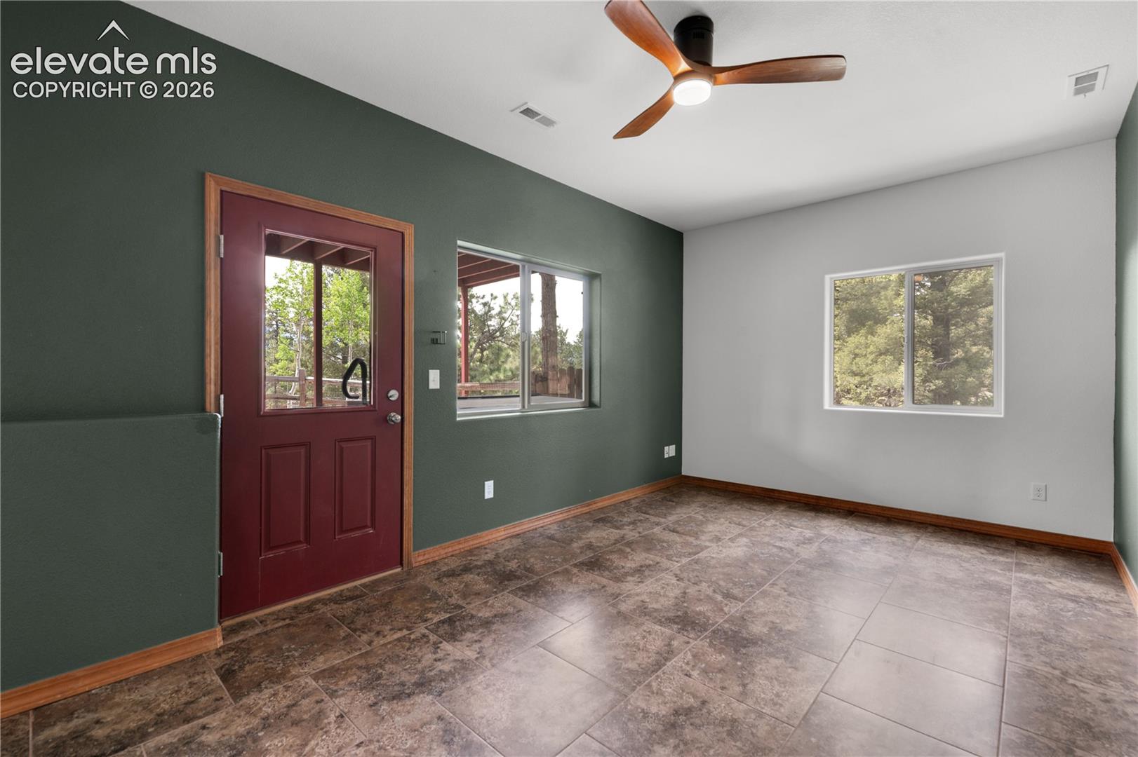 Listing photo 34 for 73 Aspen Drive