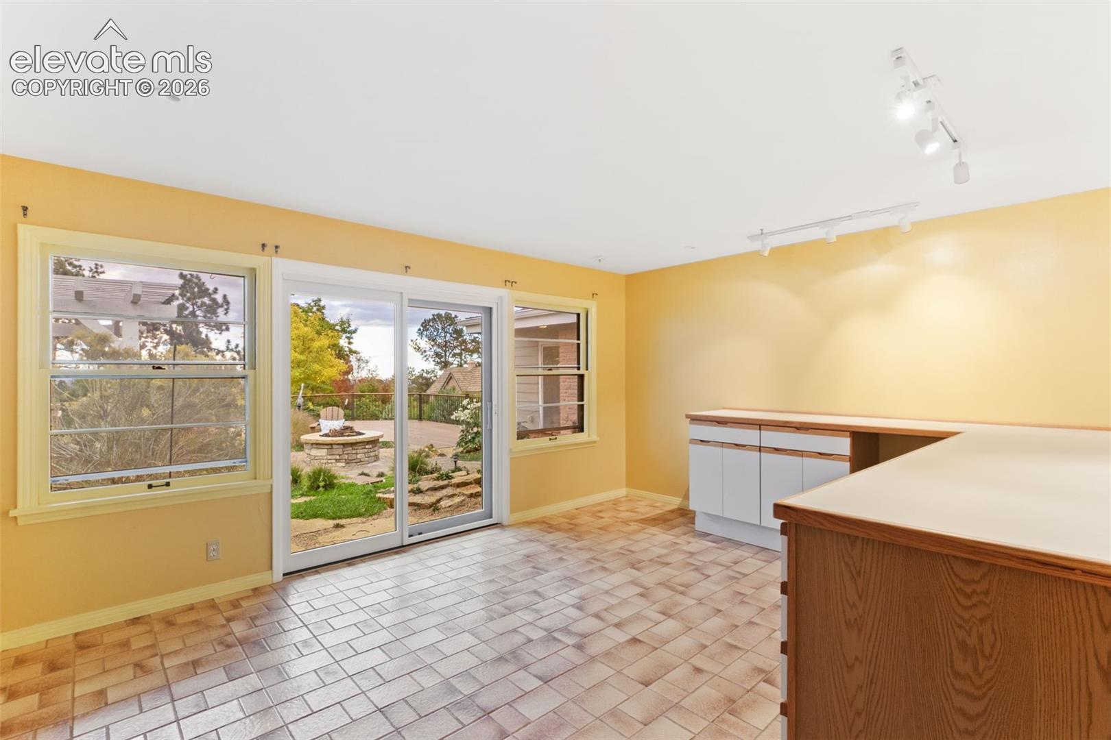 Listing photo 19 for 1670 Old Stage Road