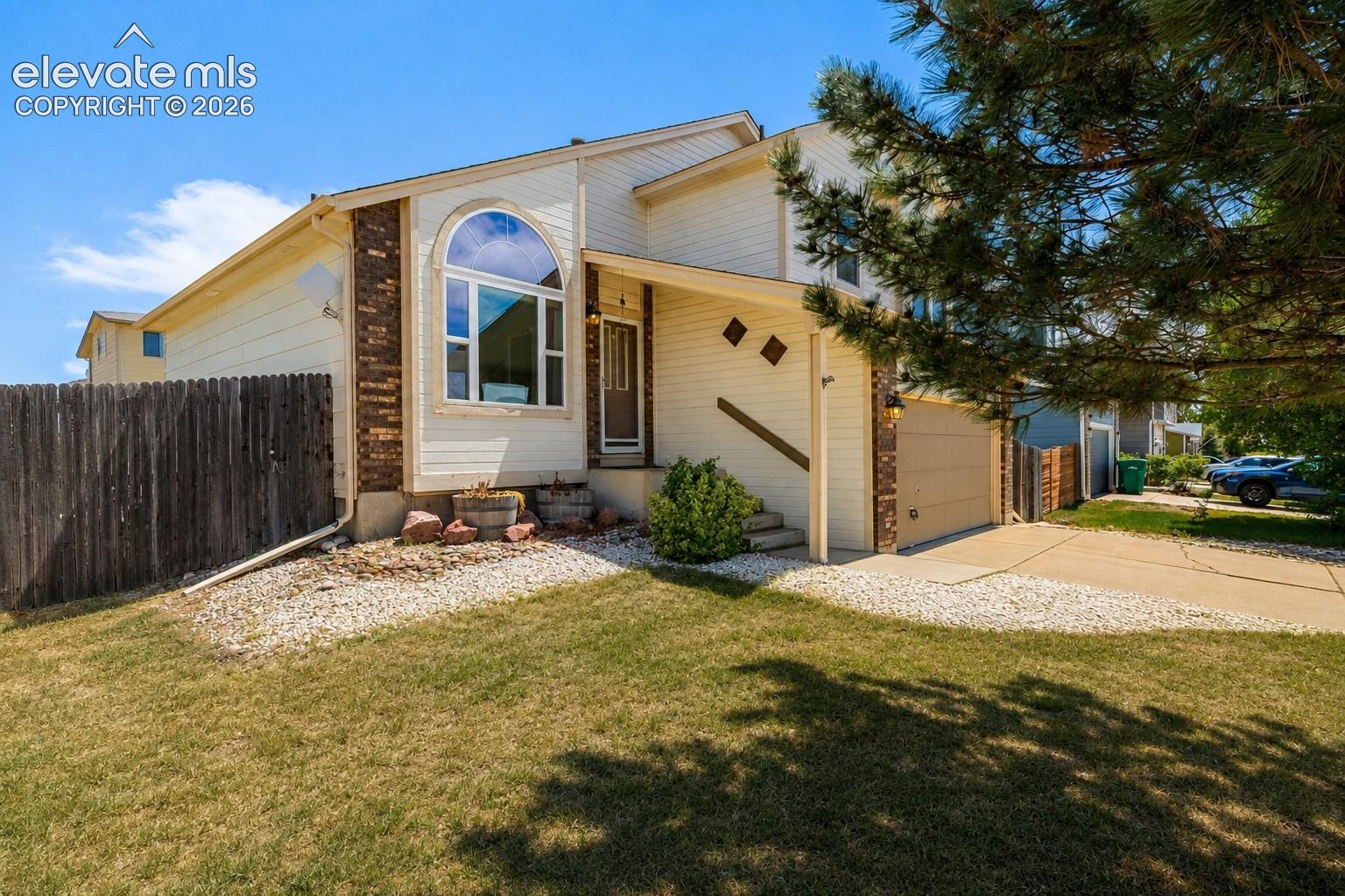 9431 Summit Mesa Drive